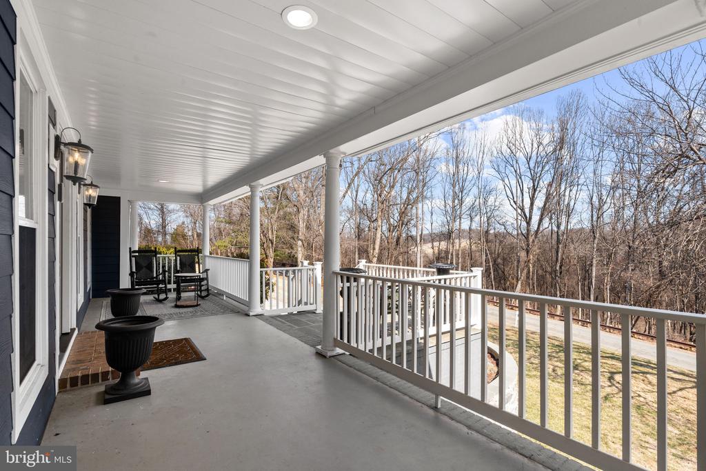 5755 HUNTON WOOD DRIVE