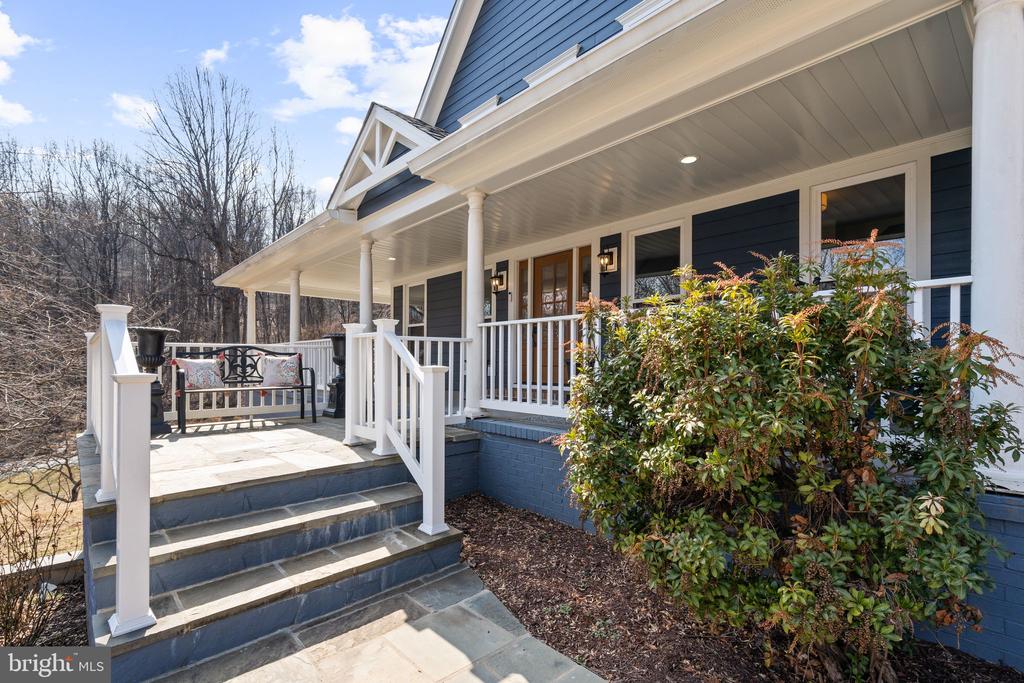 5755 HUNTON WOOD DRIVE