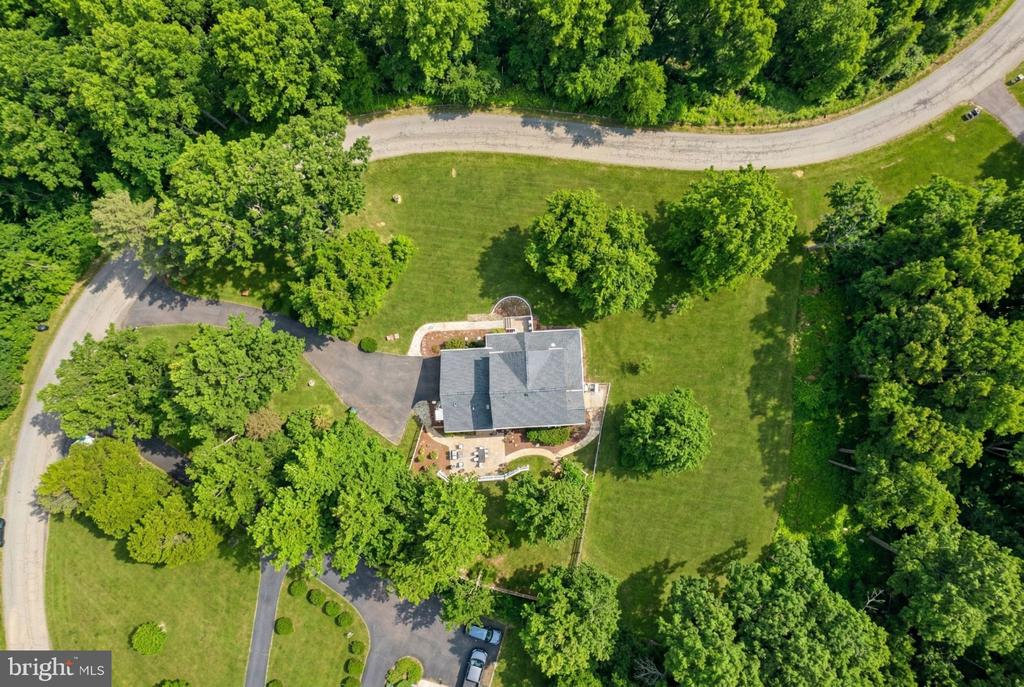 5755 HUNTON WOOD DRIVE
