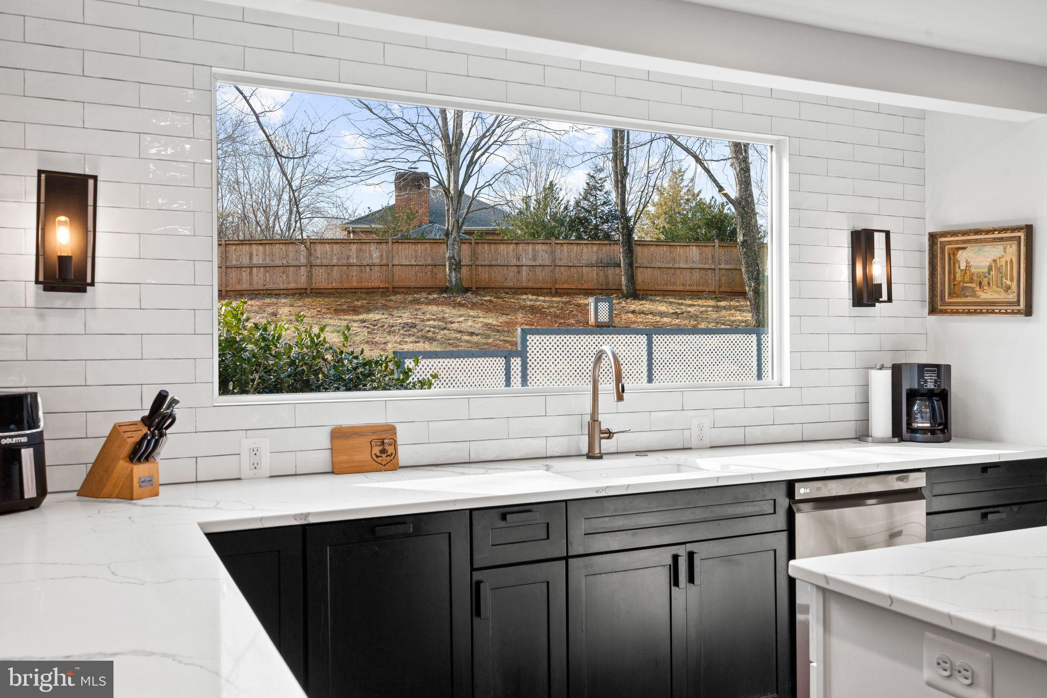 5755 HUNTON WOOD DRIVE