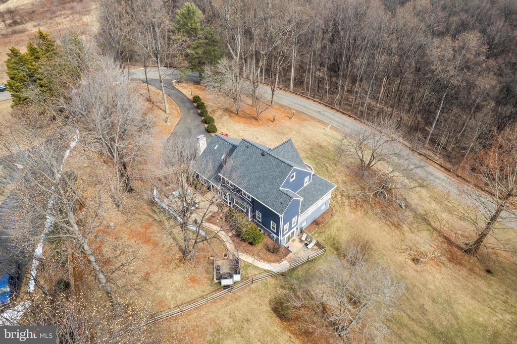 5755 HUNTON WOOD DRIVE