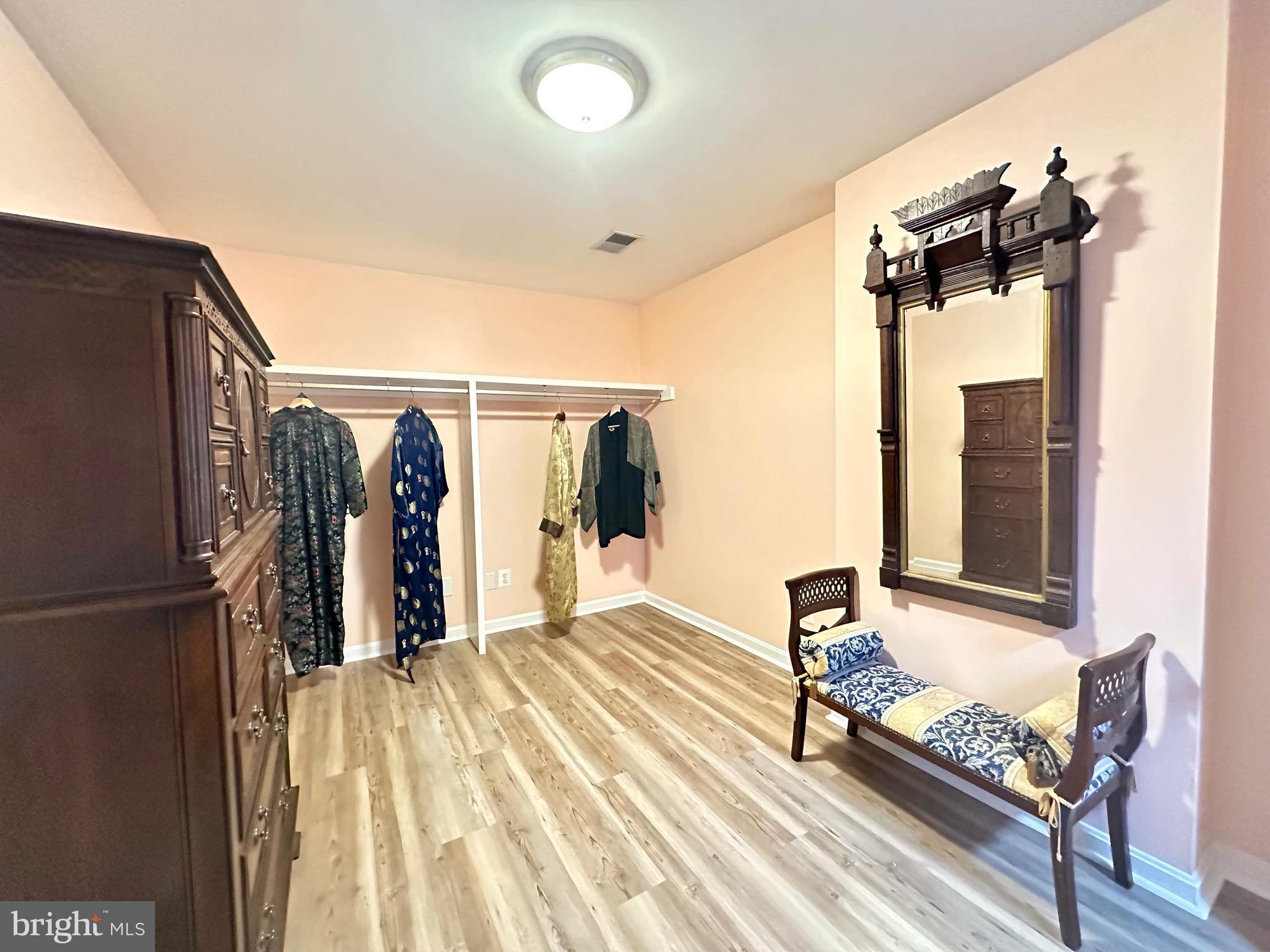 5755 HUNTON WOOD DRIVE