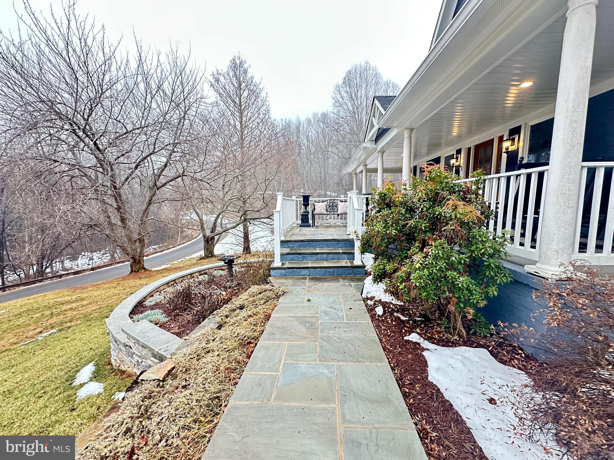 5755 HUNTON WOOD DRIVE