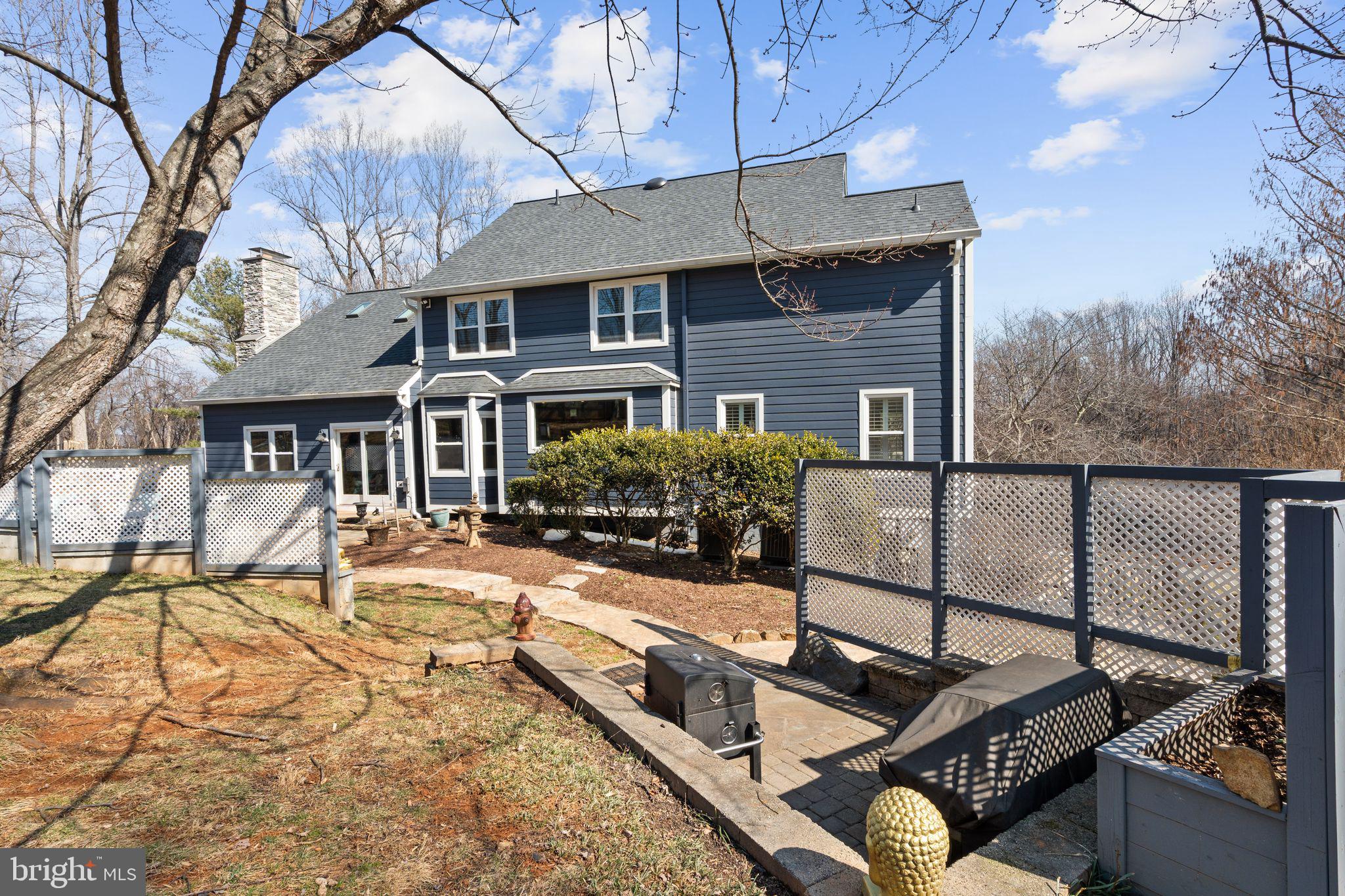 5755 HUNTON WOOD DRIVE