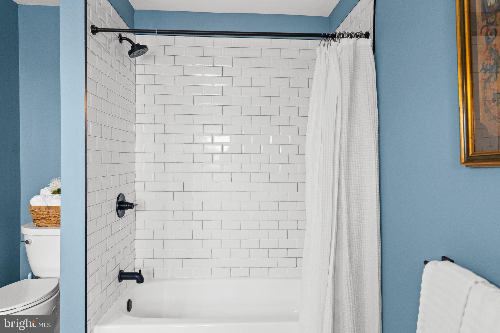 5755 HUNTON WOOD DRIVE