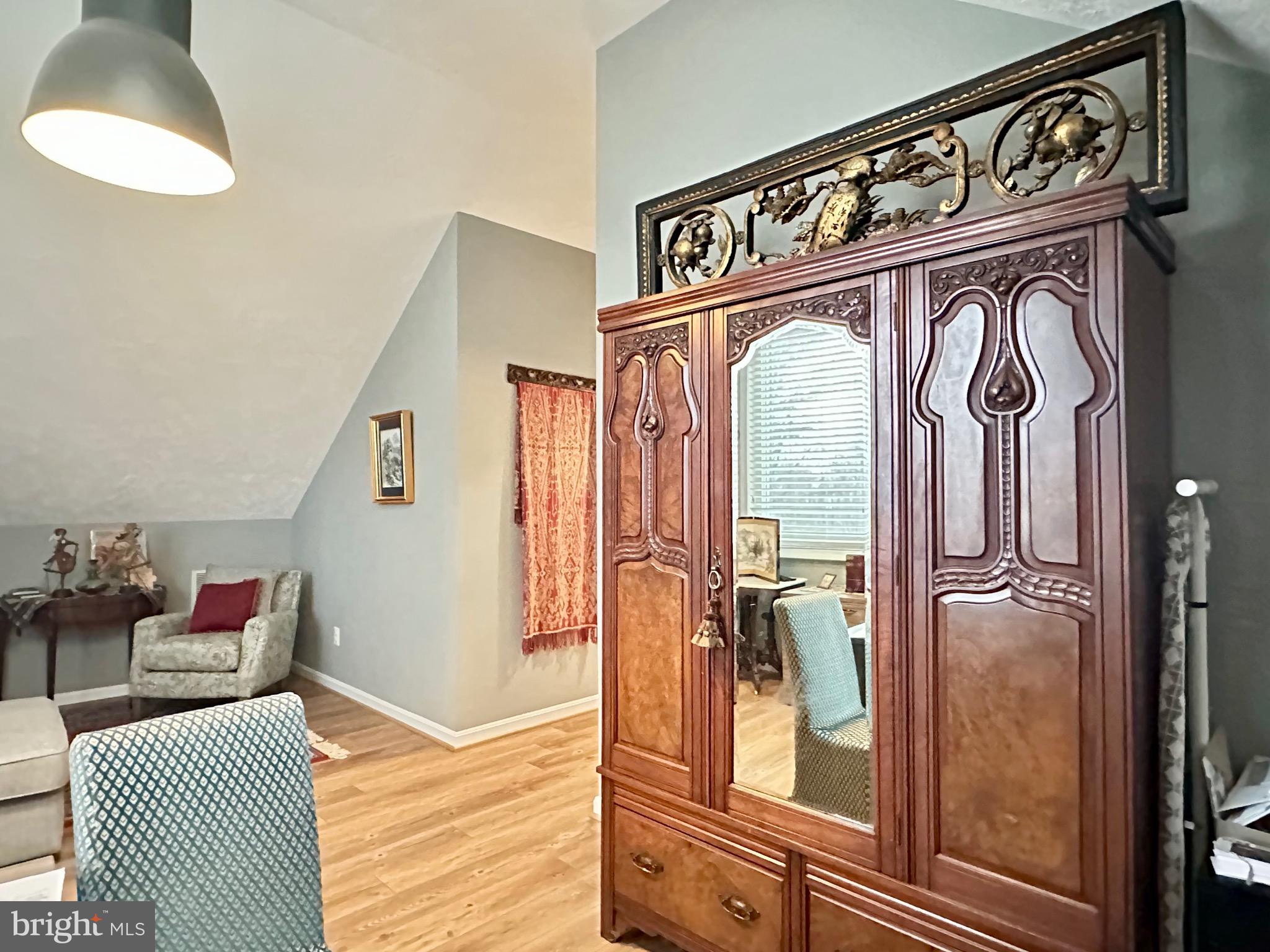 5755 HUNTON WOOD DRIVE