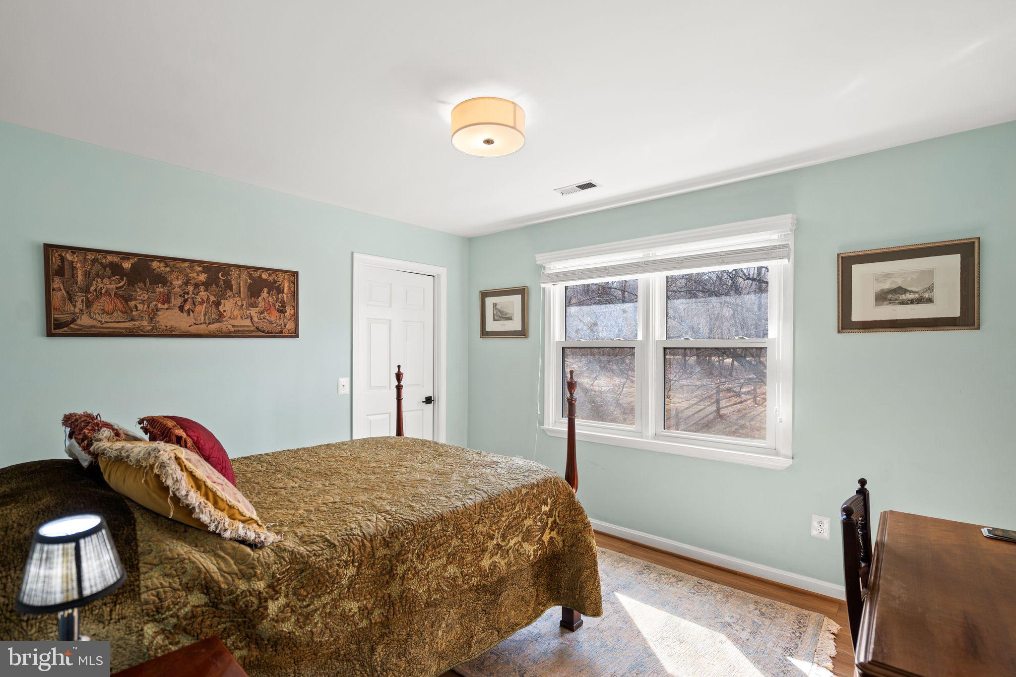 5755 HUNTON WOOD DRIVE