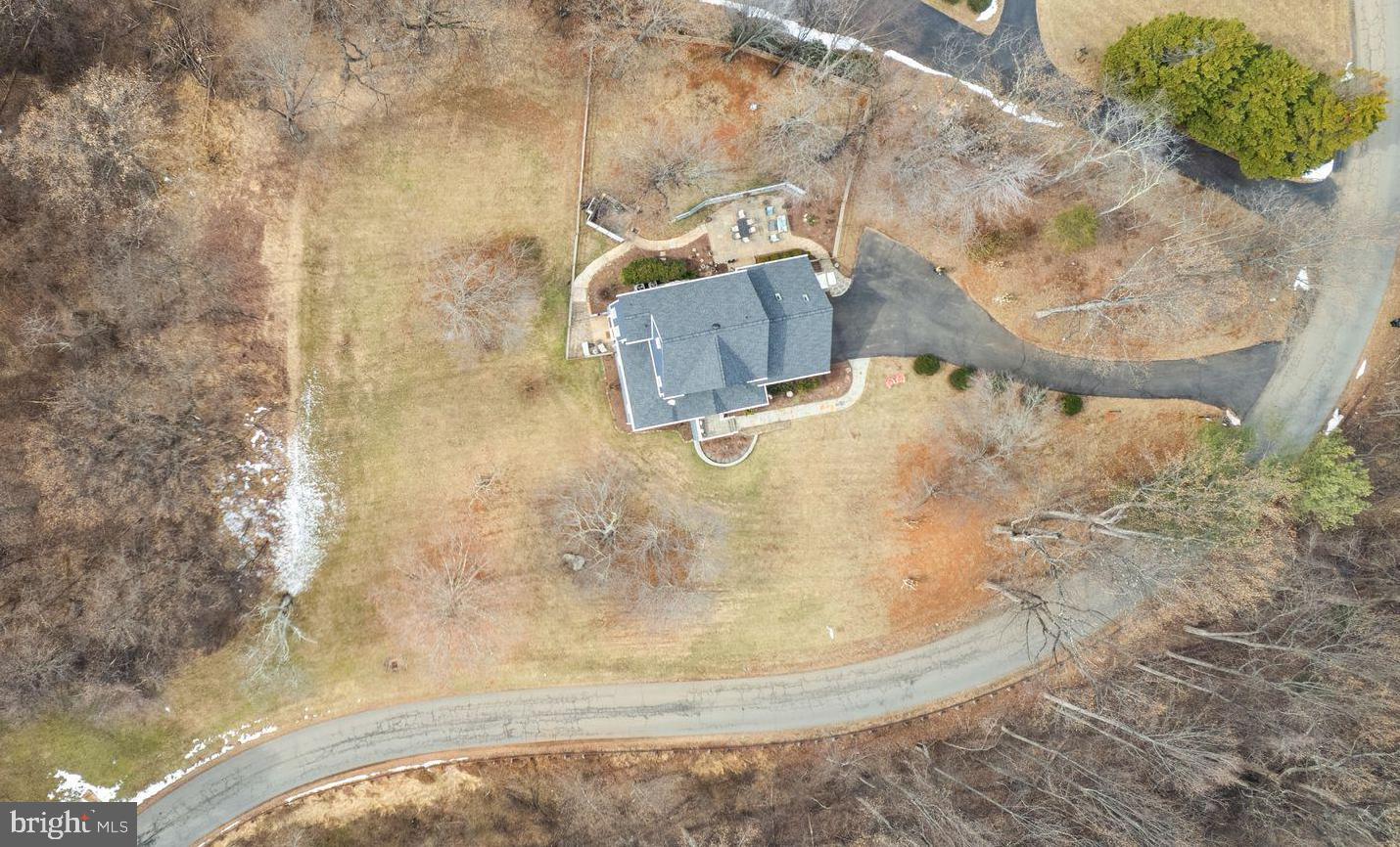 5755 HUNTON WOOD DRIVE