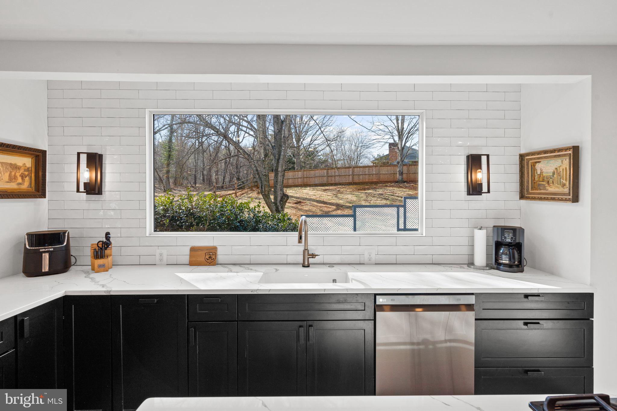 5755 HUNTON WOOD DRIVE