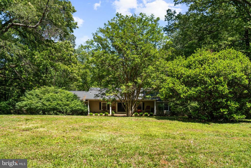 7281 FORREST ROAD