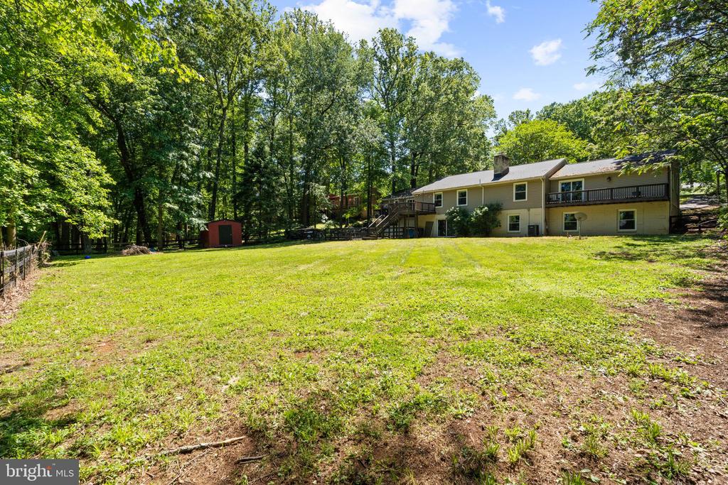 7281 FORREST ROAD