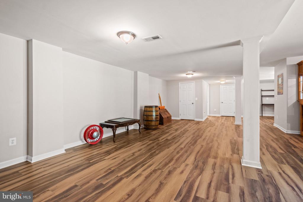 7281 FORREST ROAD