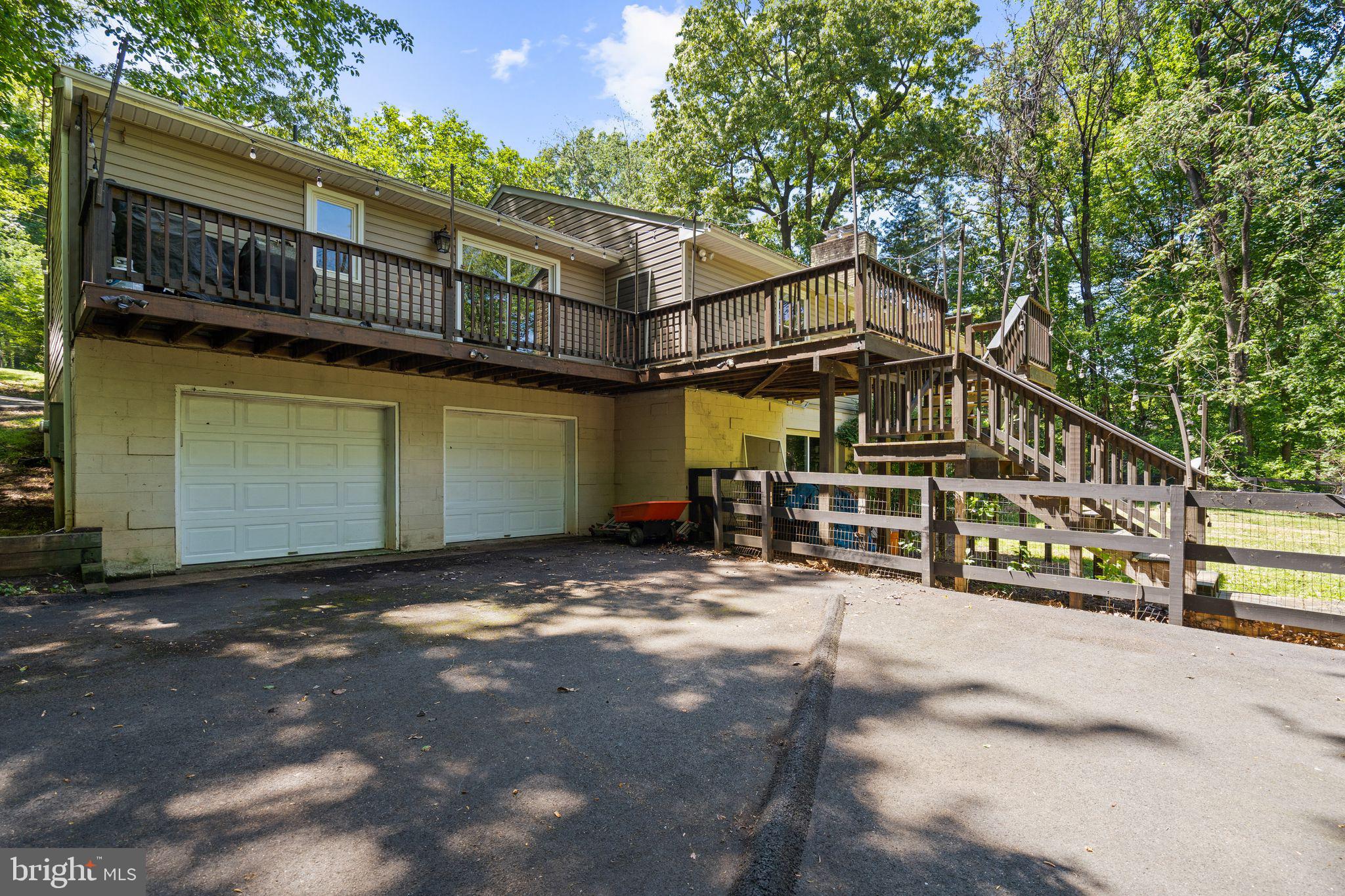 7281 FORREST ROAD