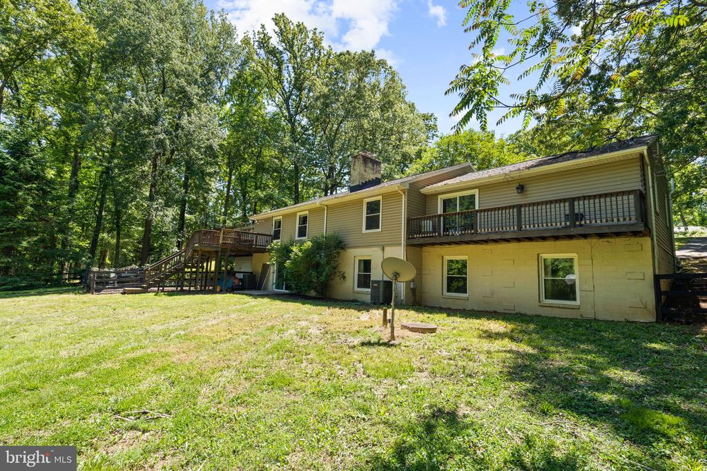 7281 FORREST ROAD