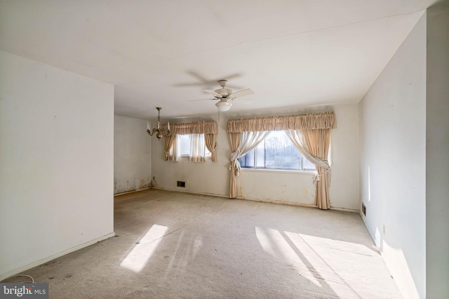 7903 College Ln