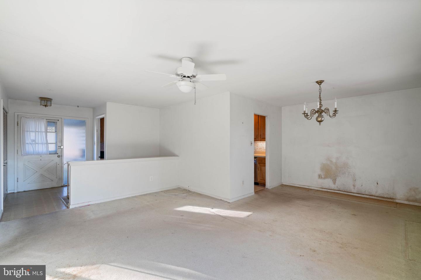 7903 College Ln