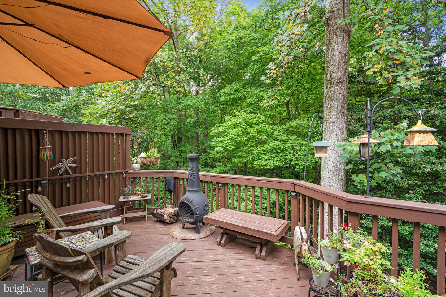 1583 Brass Lantern Way