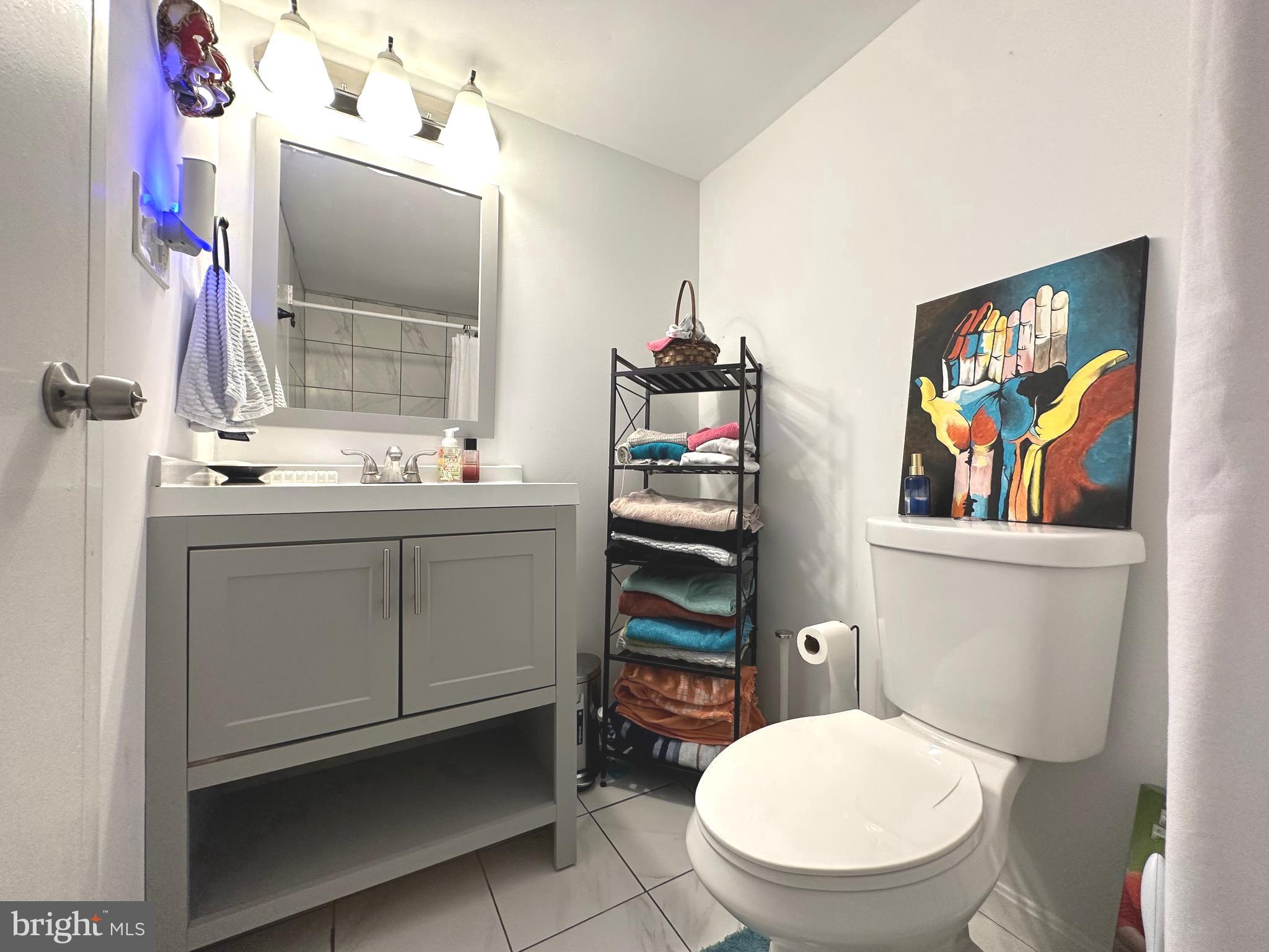 9715 Kings Crown Ct #102