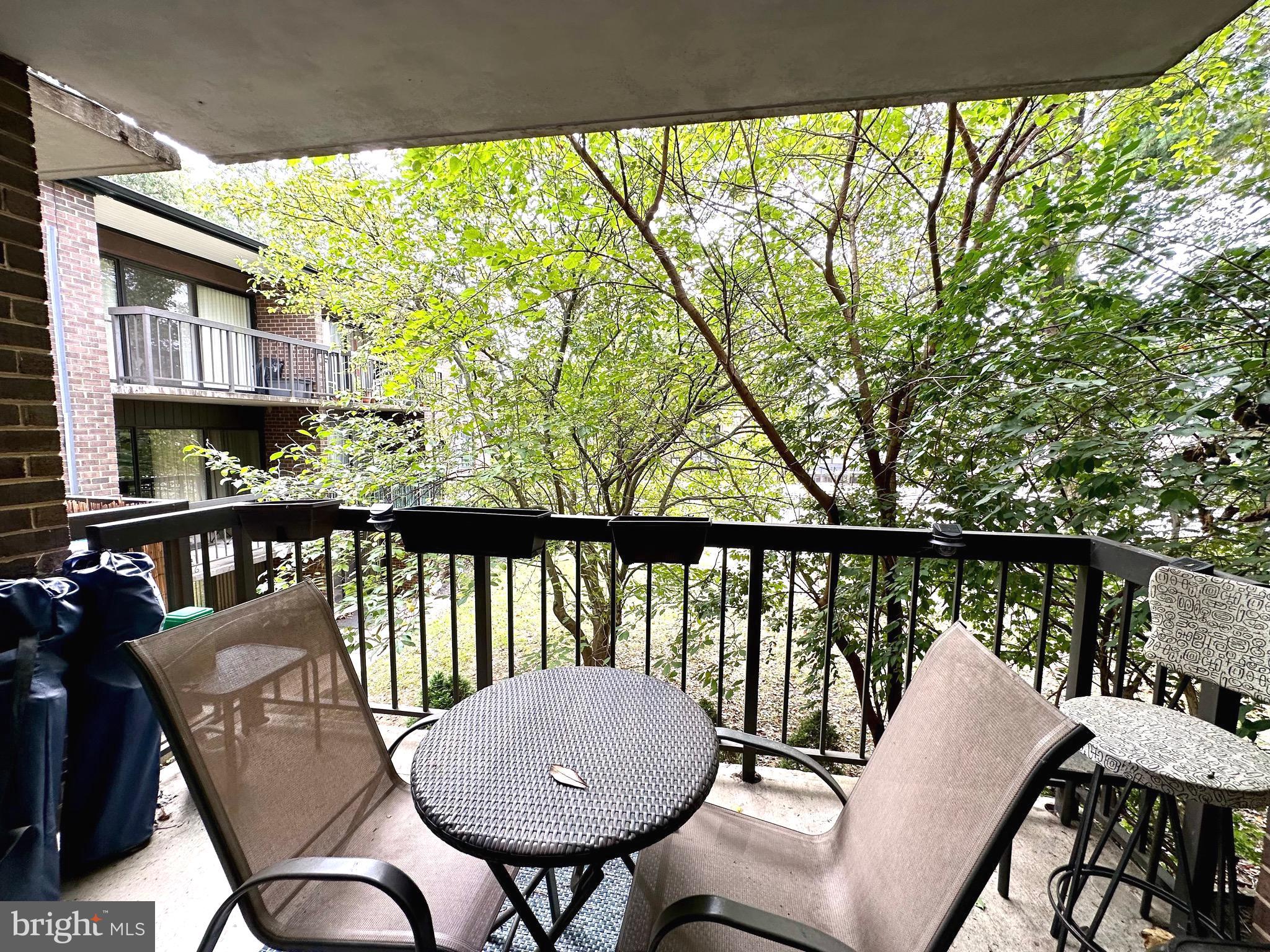 9715 Kings Crown Ct #102