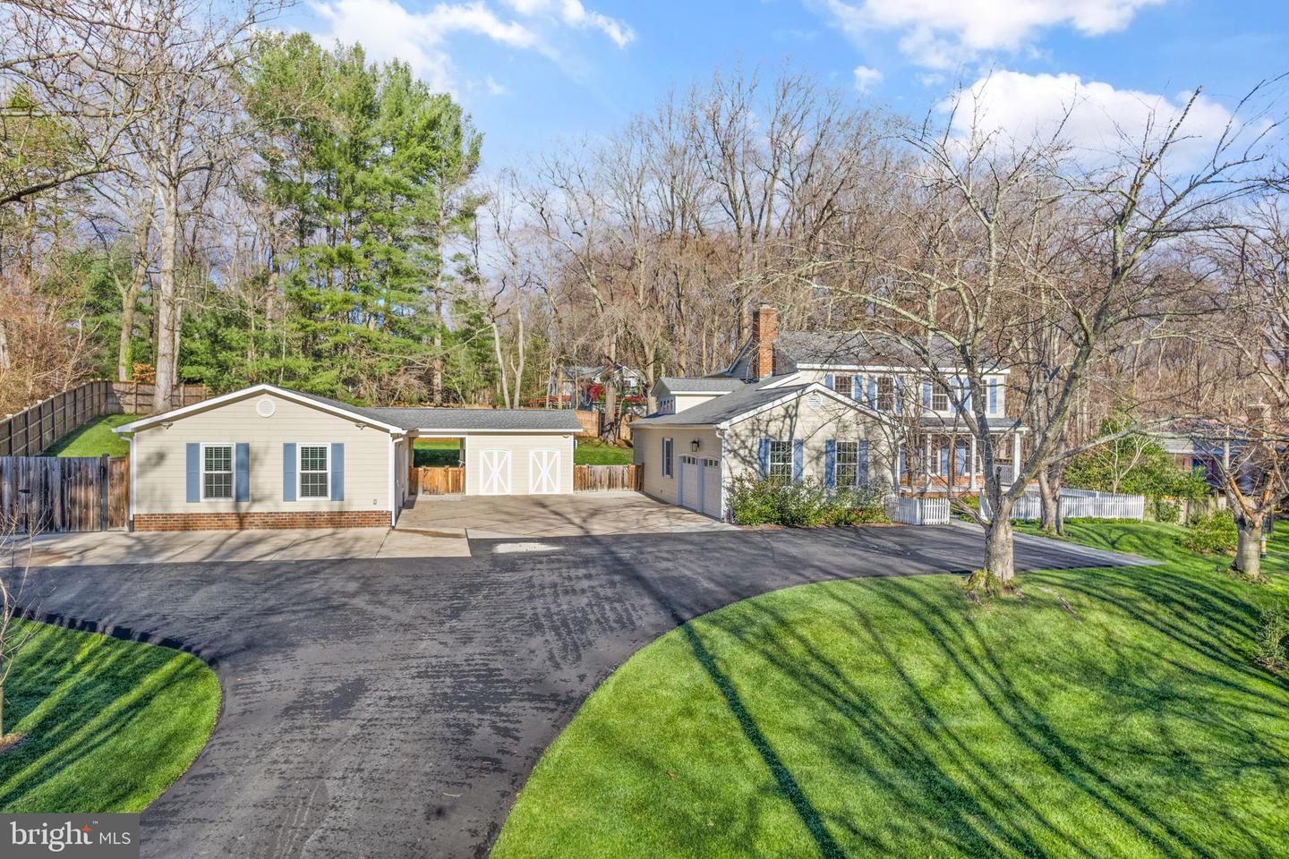 10534 Burke Lake Rd