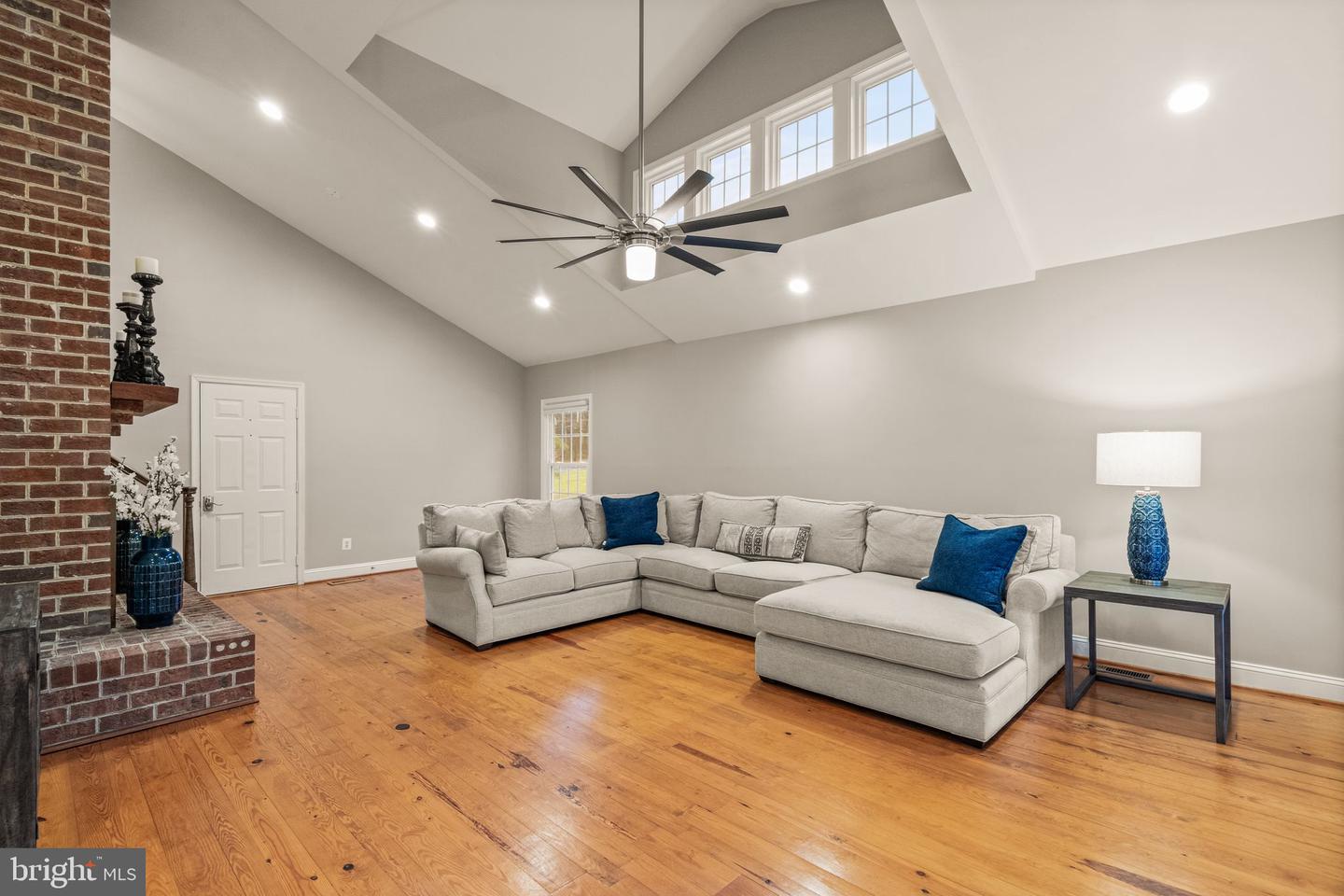 10534 Burke Lake Rd