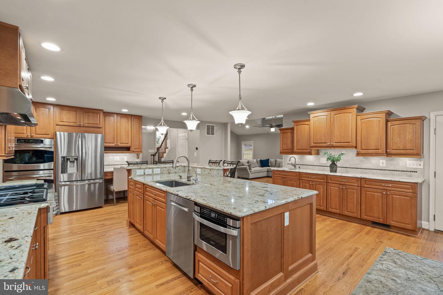 10534 Burke Lake Rd