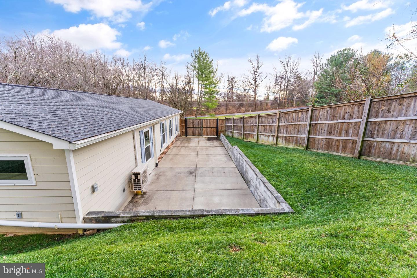 10534 Burke Lake Rd