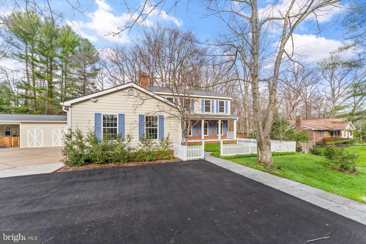 10534 Burke Lake Rd