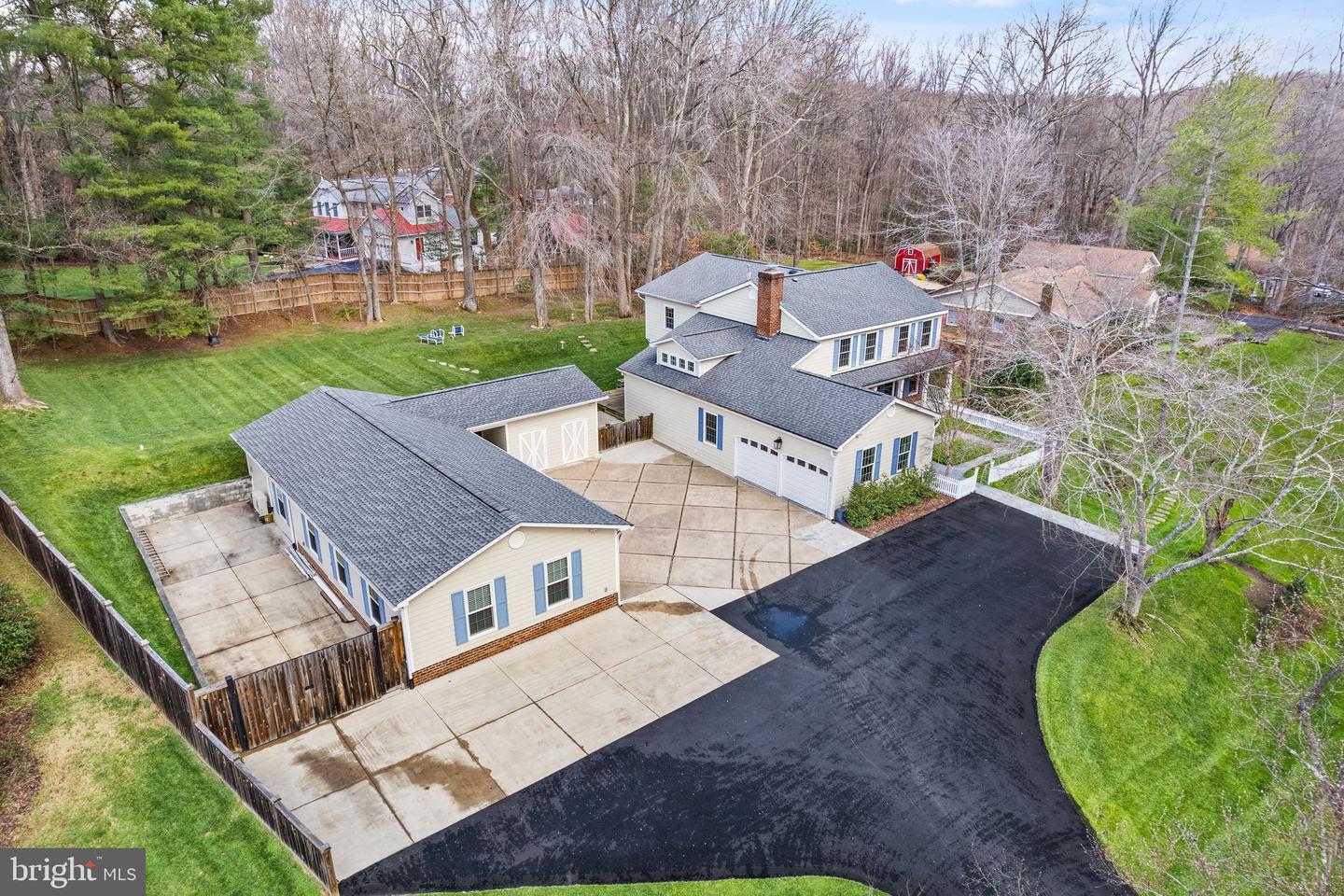 10534 Burke Lake Rd