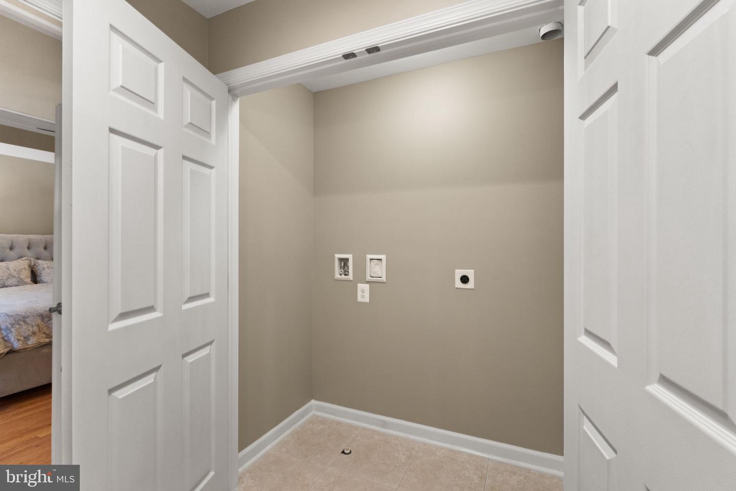 10534 Burke Lake Rd