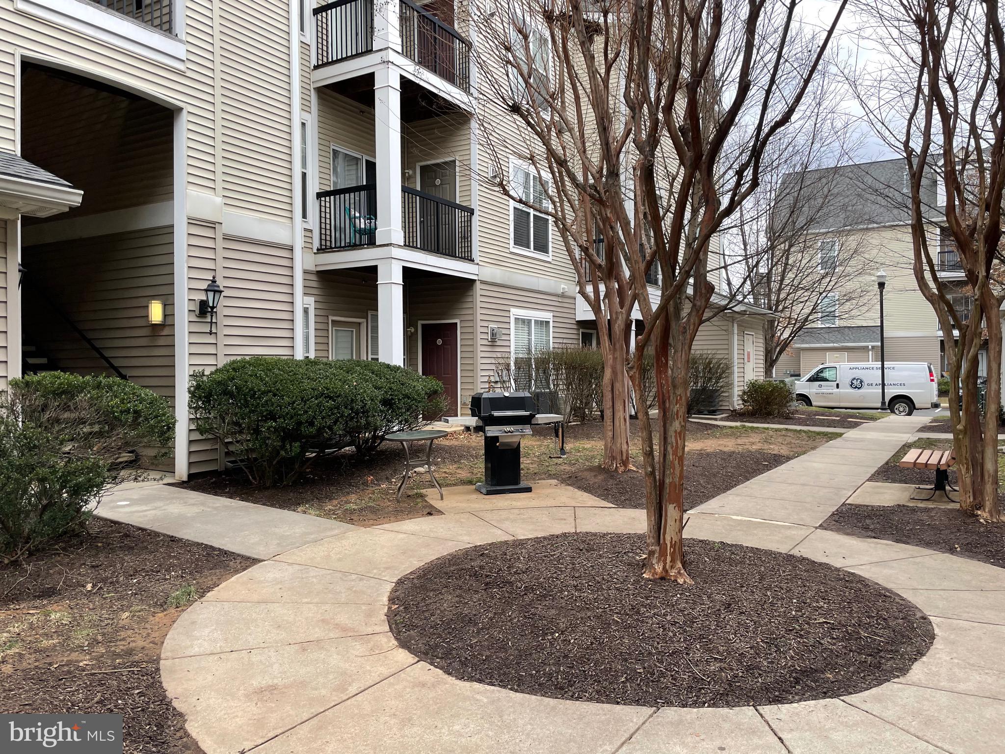 13347-I Connor Dr #I