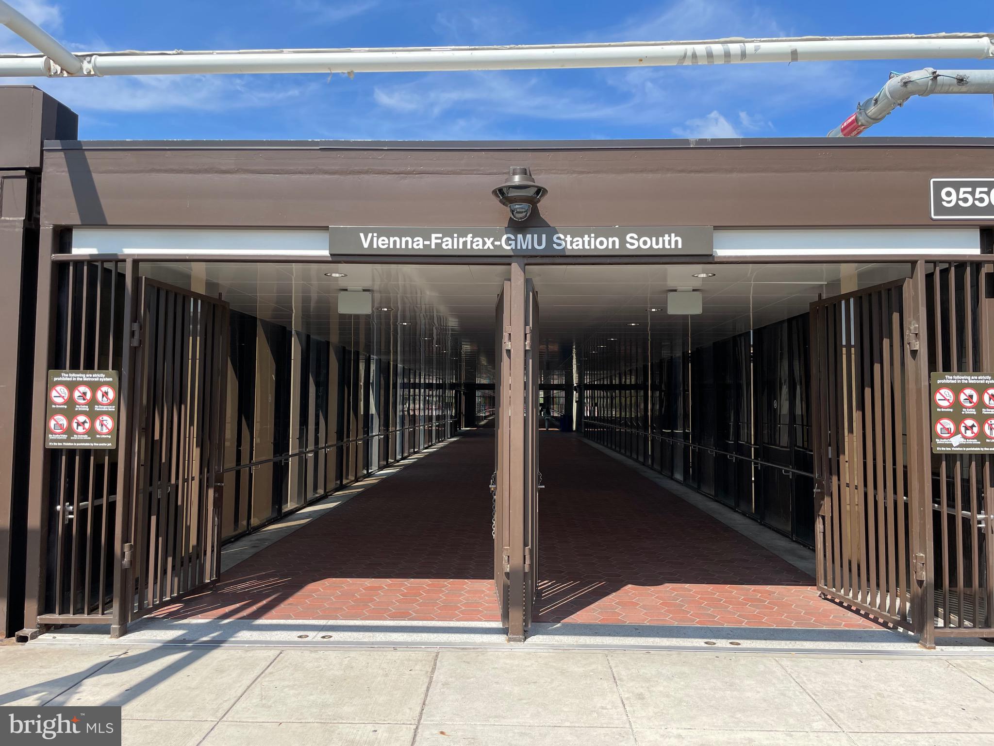 9715 Kings Crown Ct #102