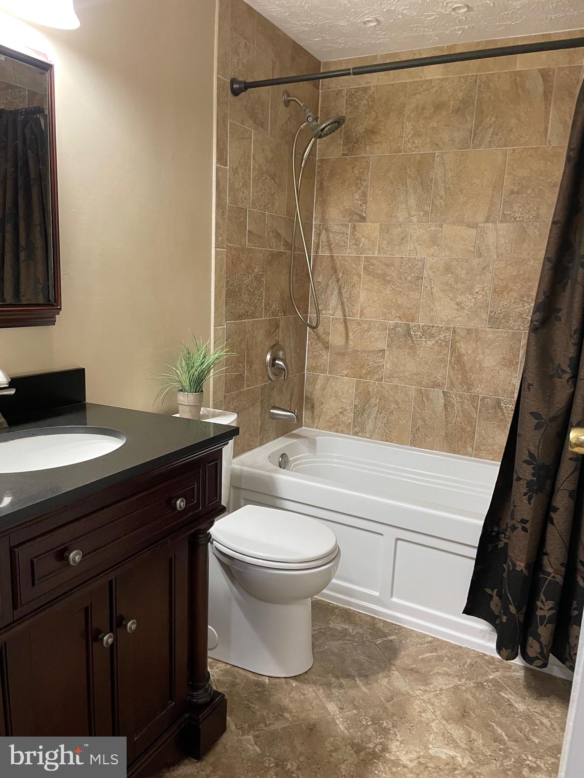 13614 FOREST POND CT