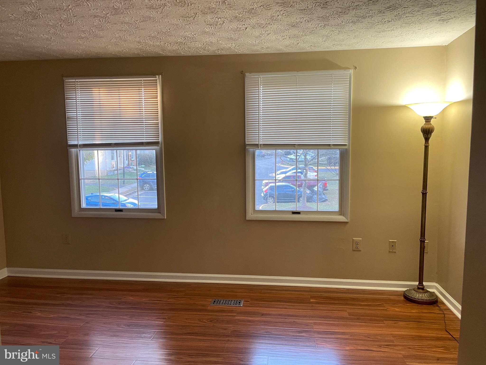 13614 FOREST POND COURT