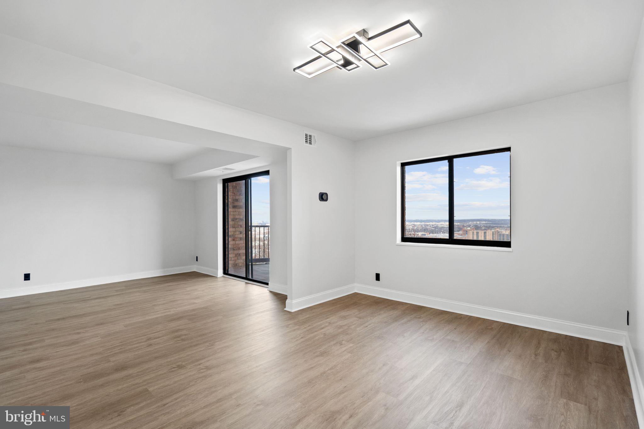 5901 MOUNT EAGLE DRIVE 1102