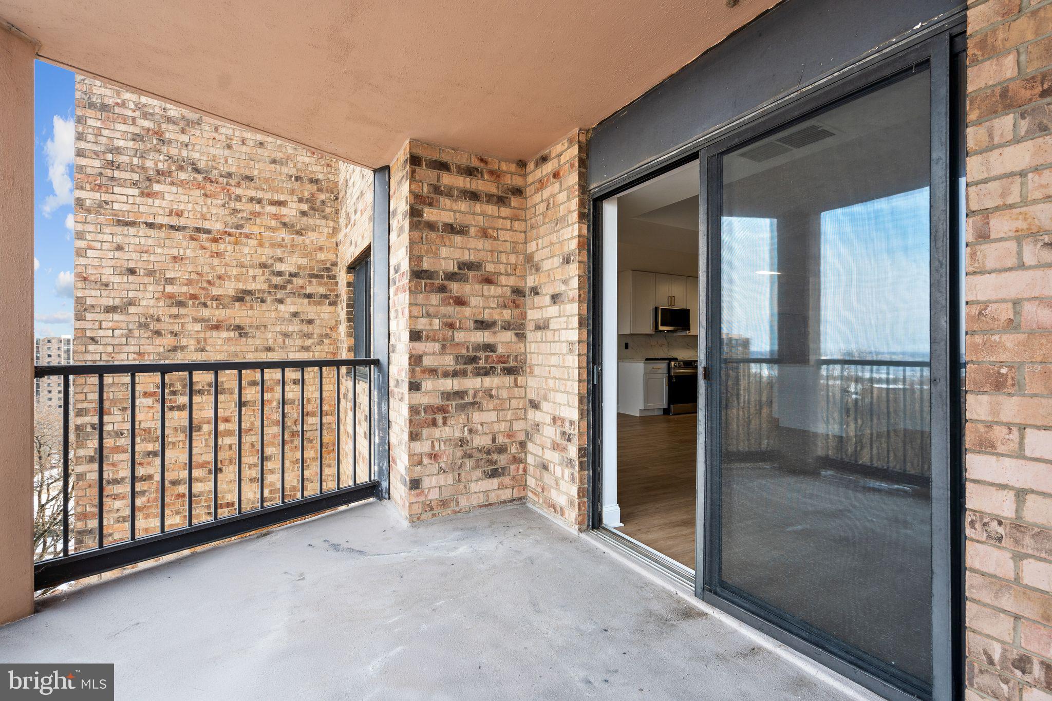 5901 MOUNT EAGLE DRIVE 1102