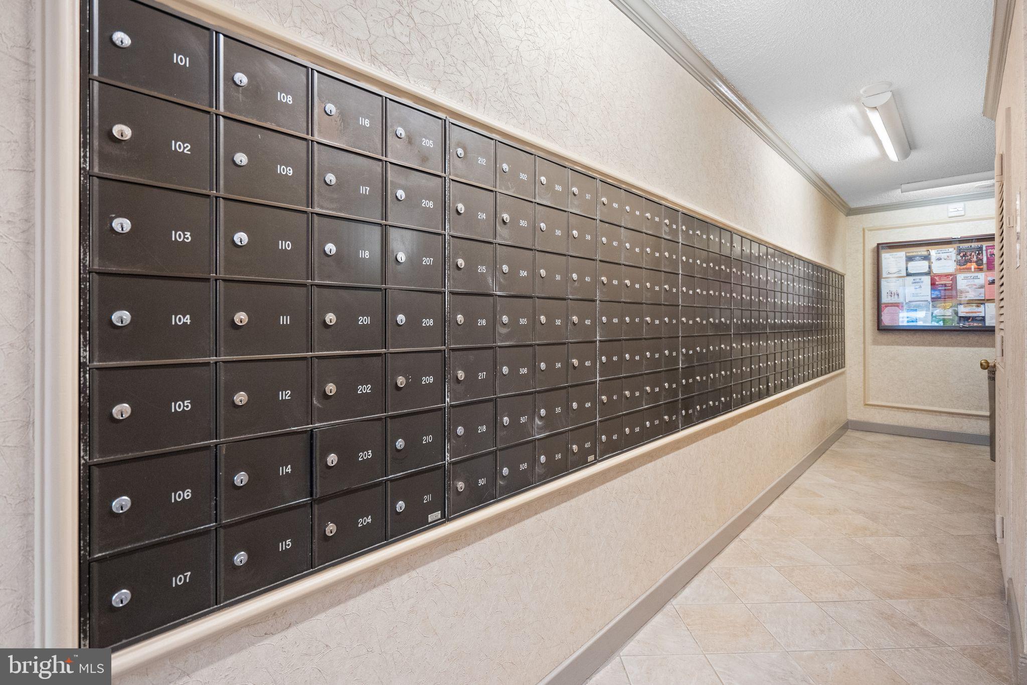 5901 MOUNT EAGLE DRIVE 1102