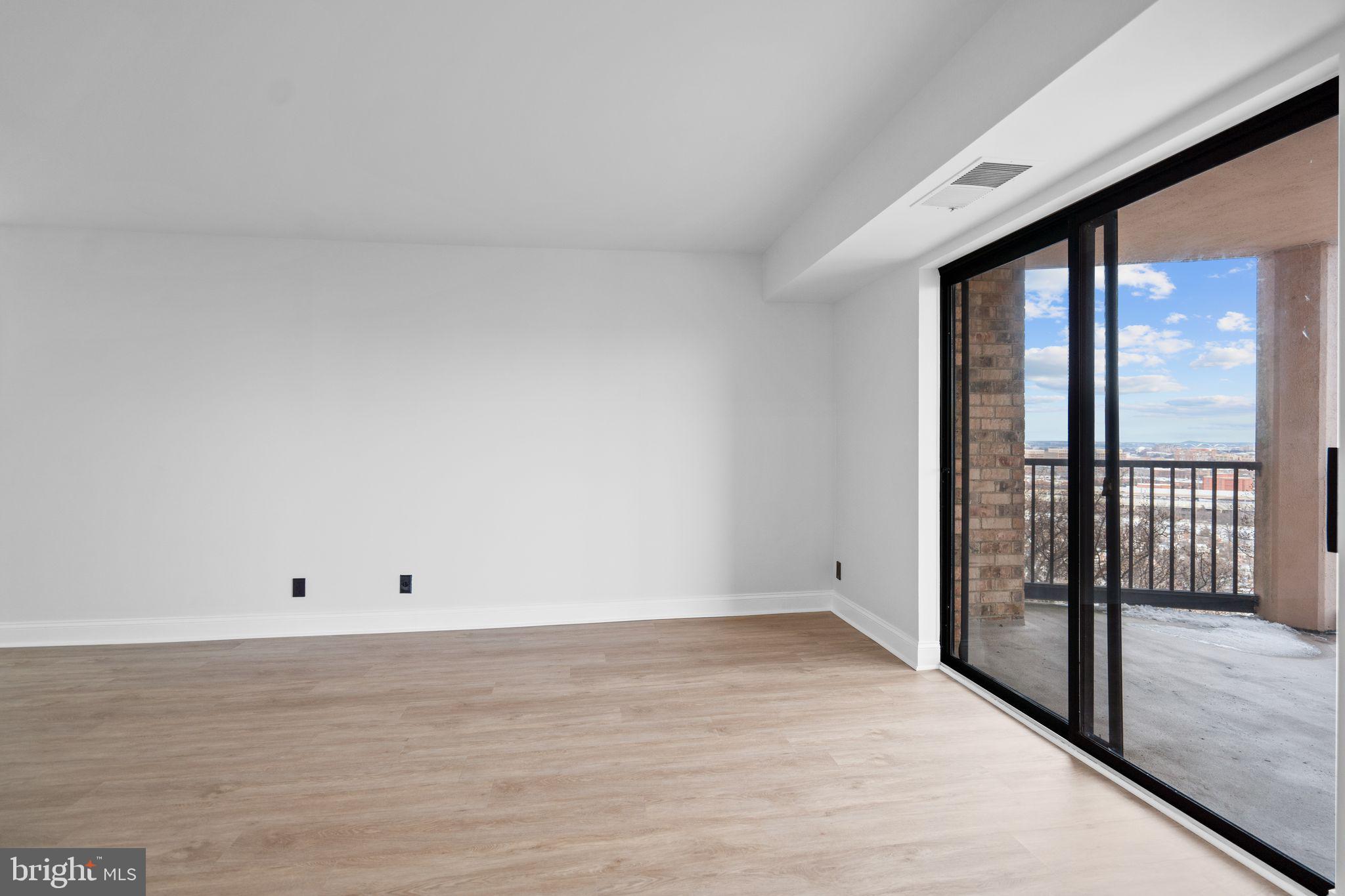 5901 MOUNT EAGLE DRIVE 1102