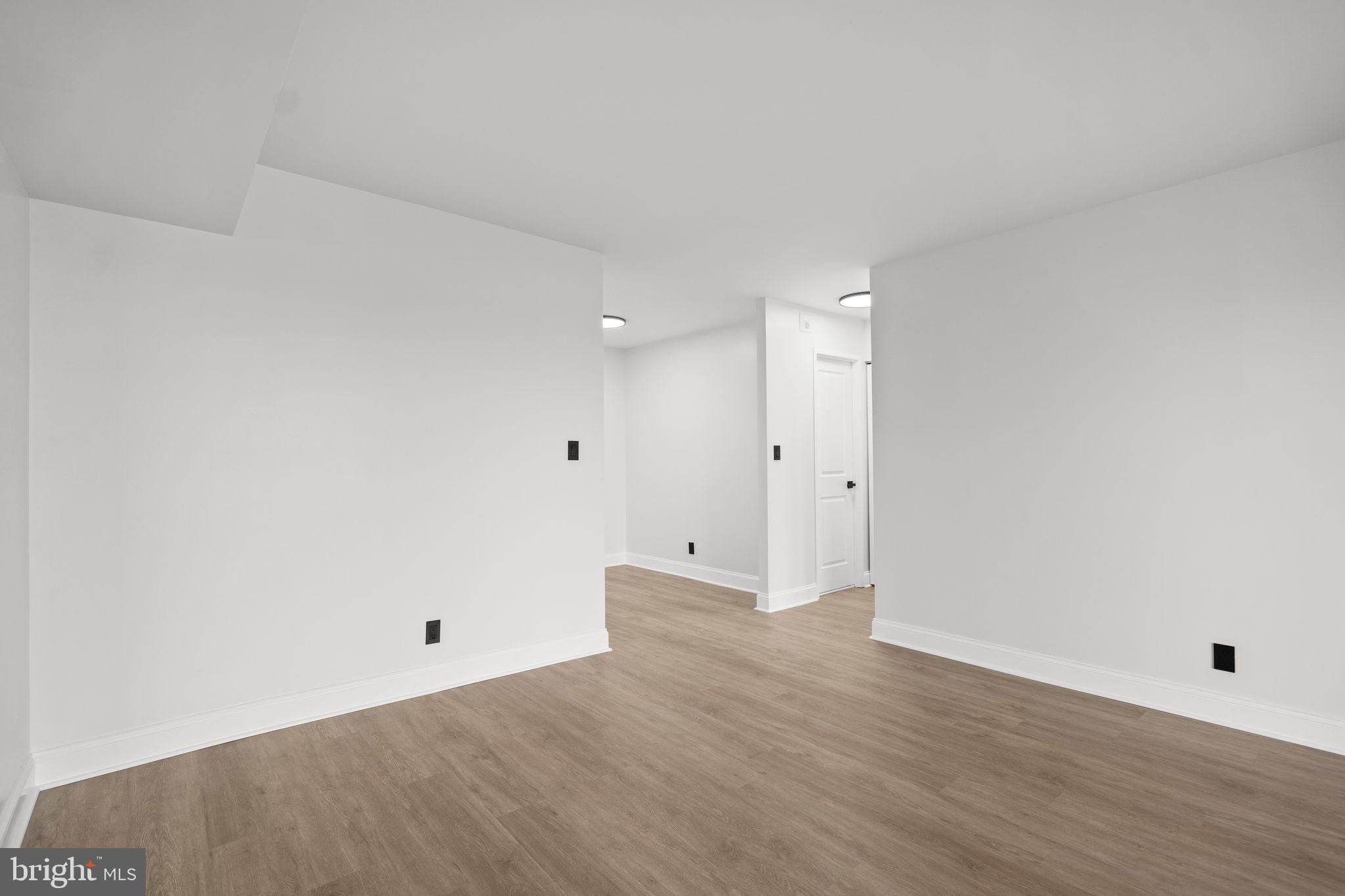 5901 MOUNT EAGLE DRIVE 1102