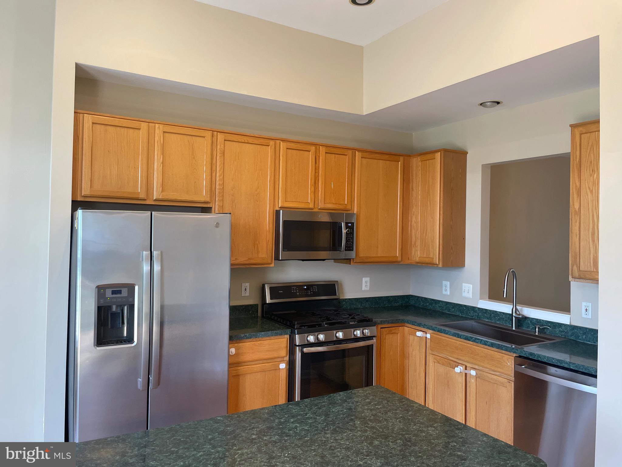 21629 KINGS CROSSING TER