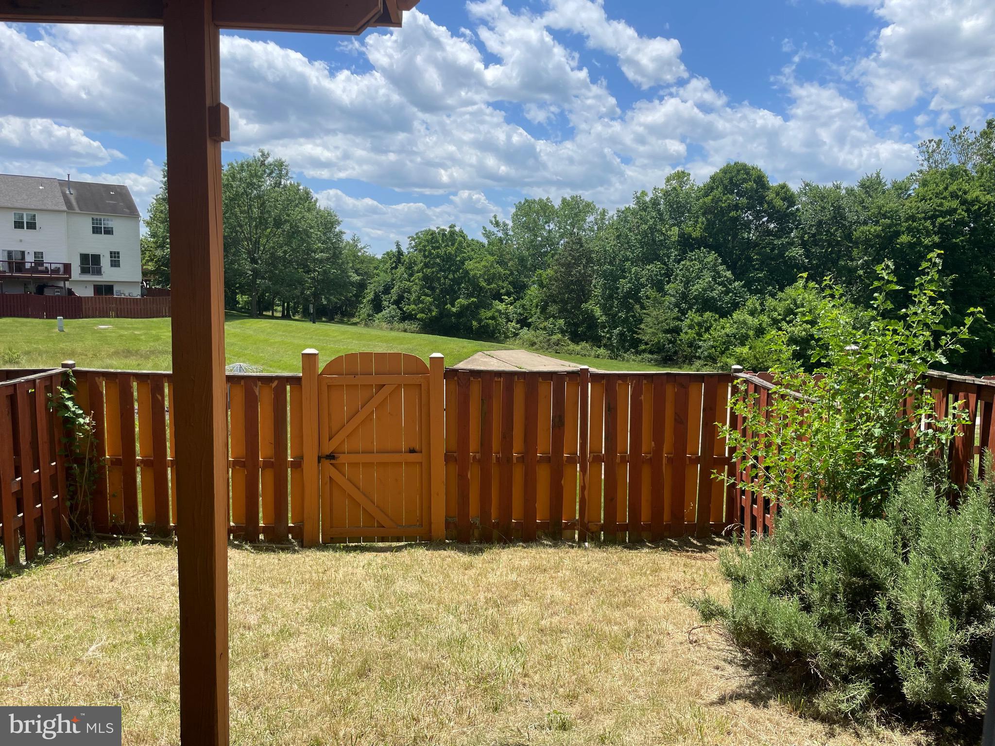 21629 KINGS CROSSING TER