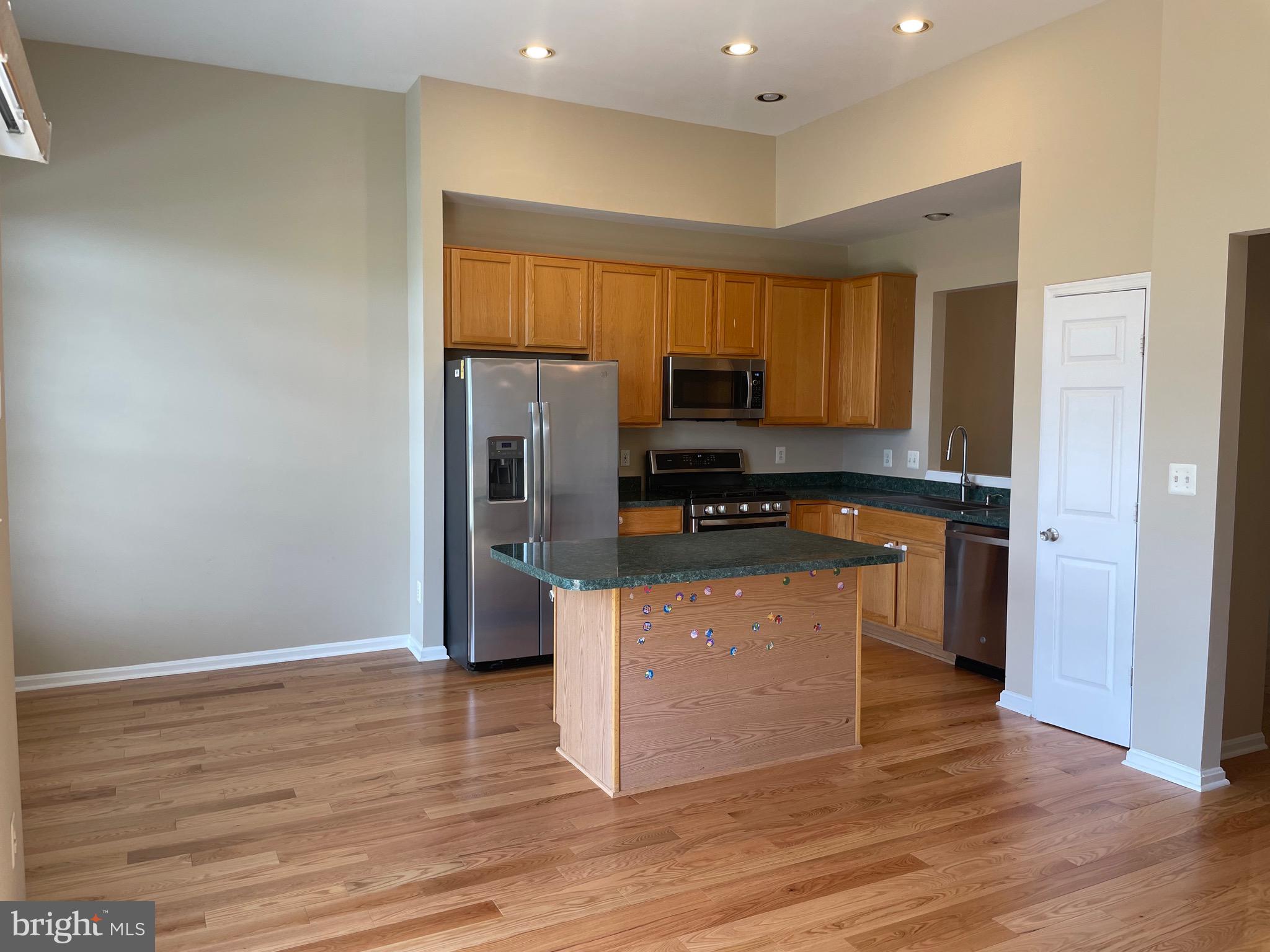 21629 KINGS CROSSING TER