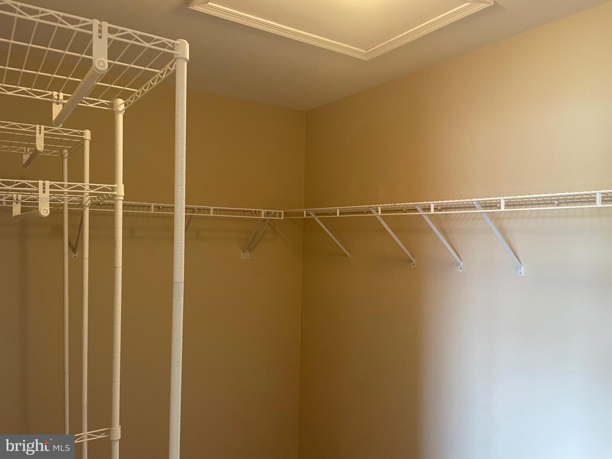 21629 KINGS CROSSING TER