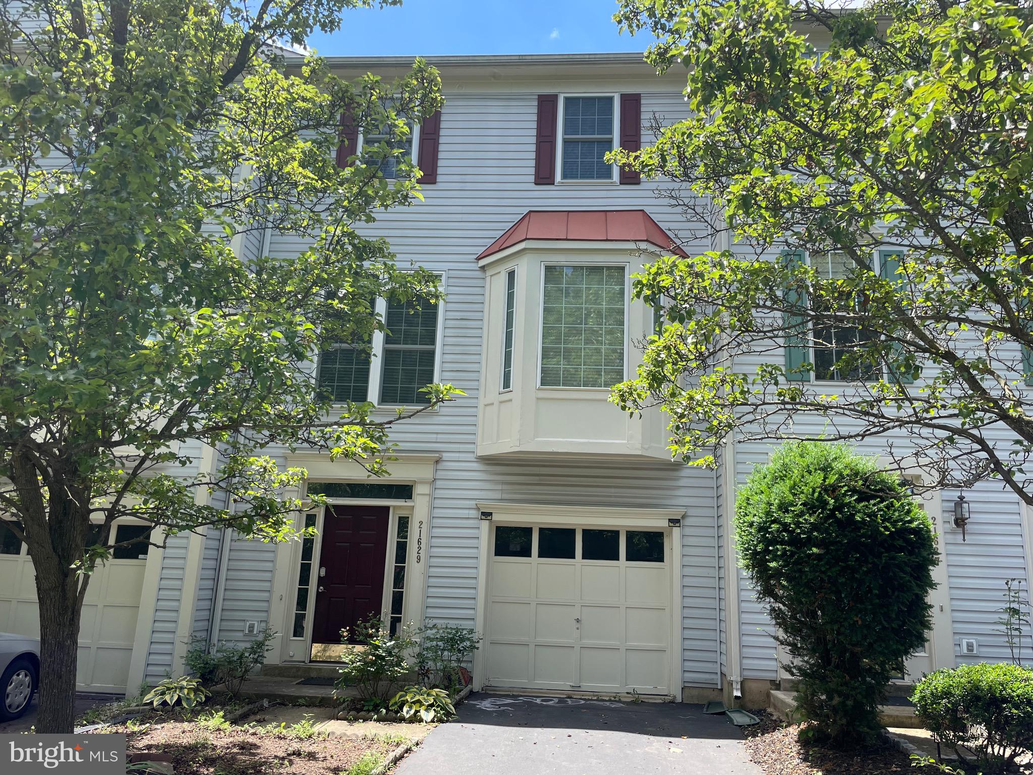 21629 KINGS CROSSING TER