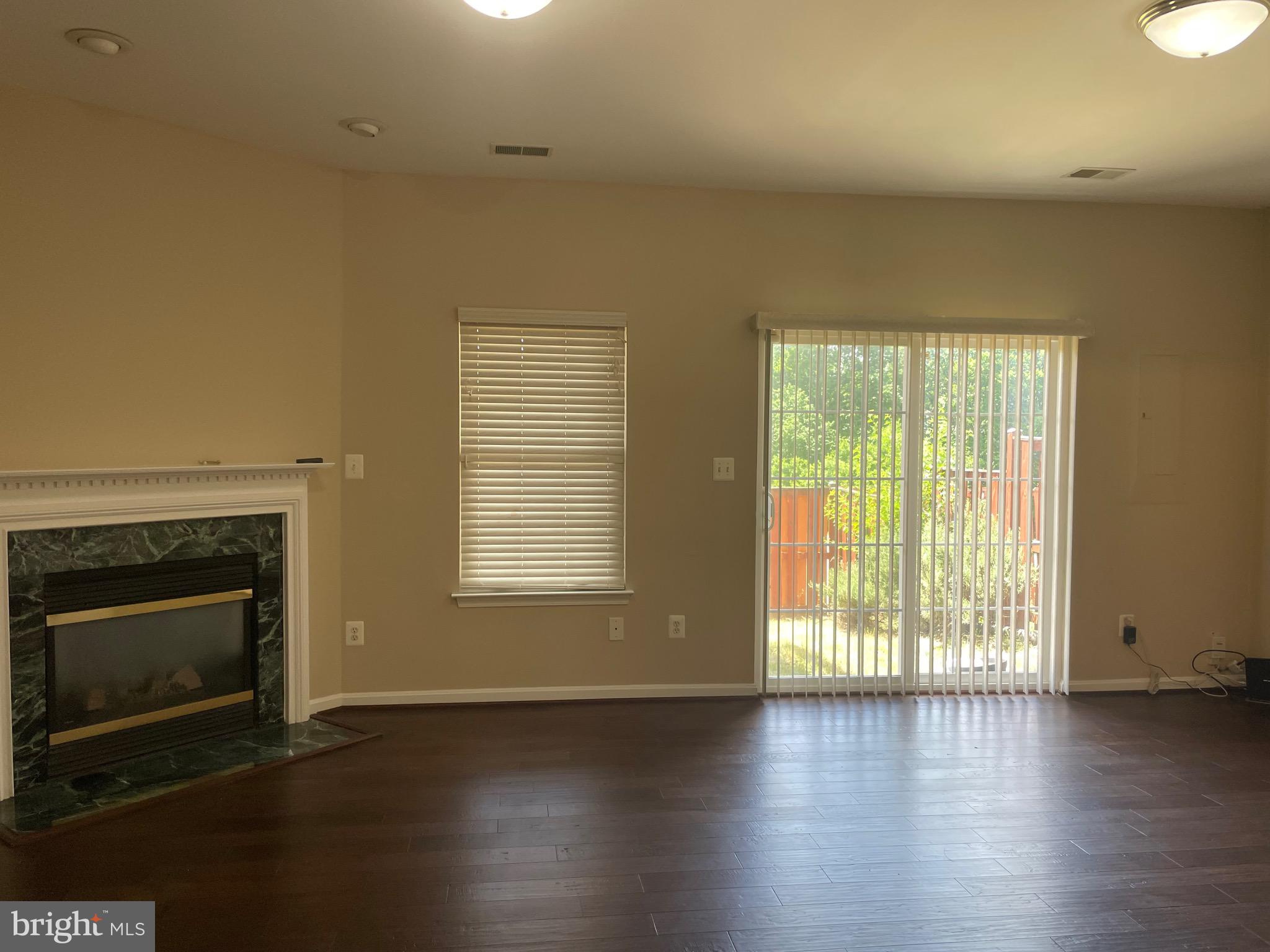 21629 KINGS CROSSING TER