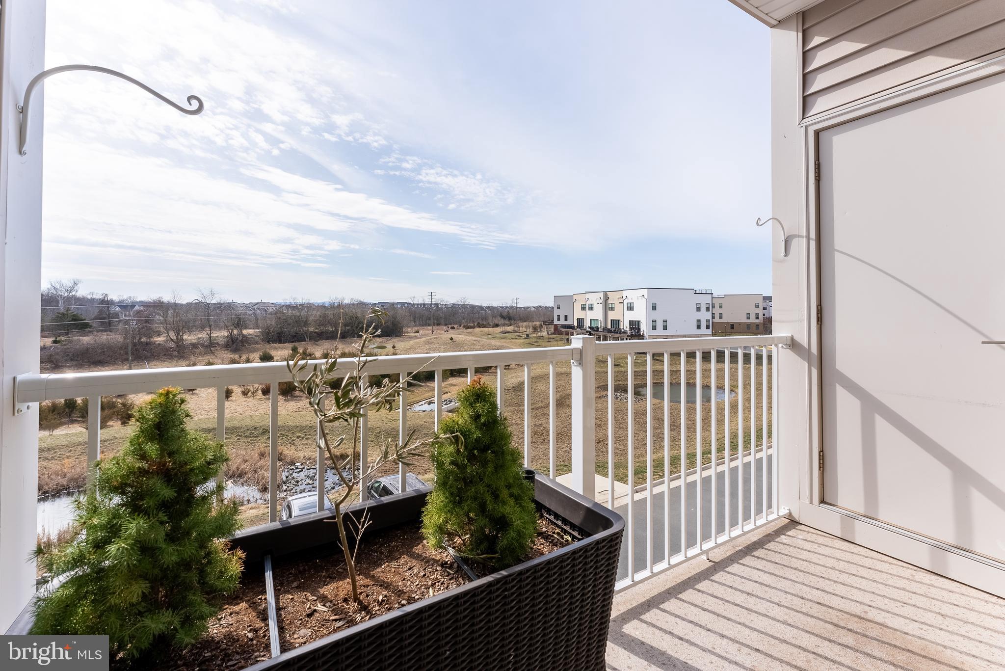 23603 Waterford Downs Ter