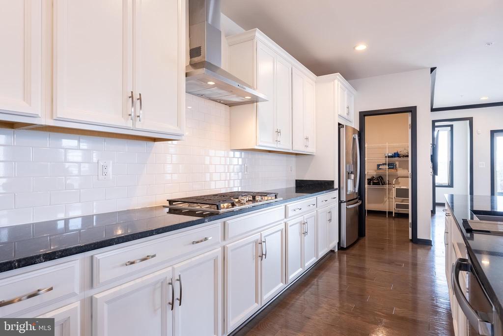23603 Waterford Downs Ter