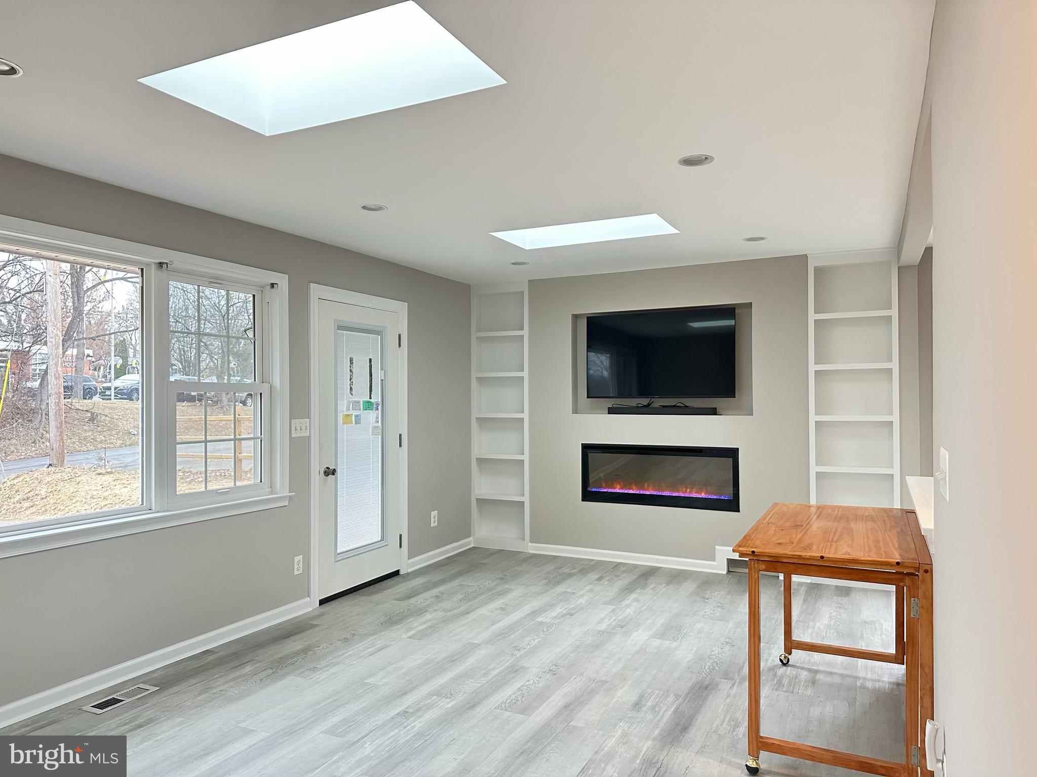 110 N MADISON STREET