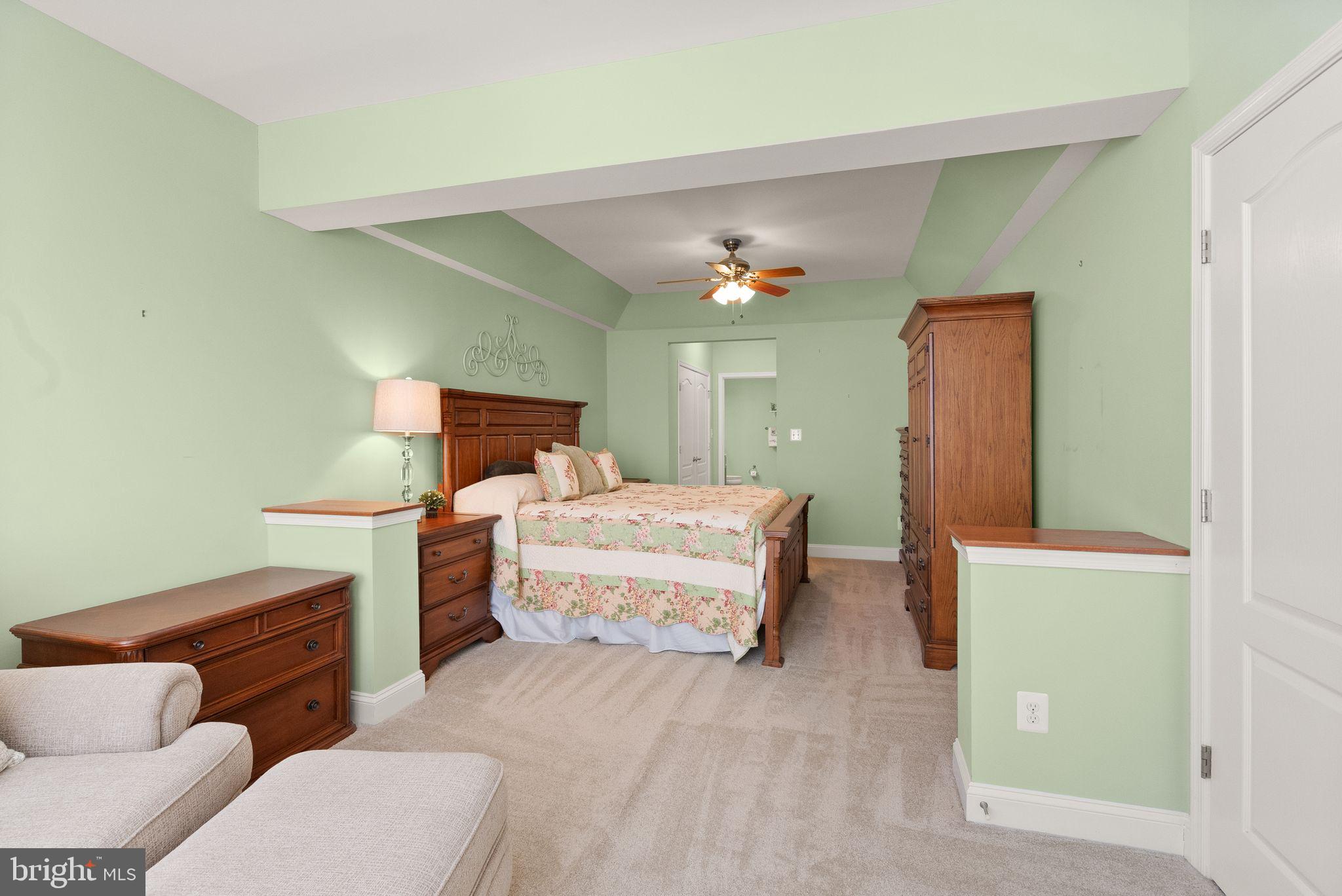 9200 Charleston Dr #401