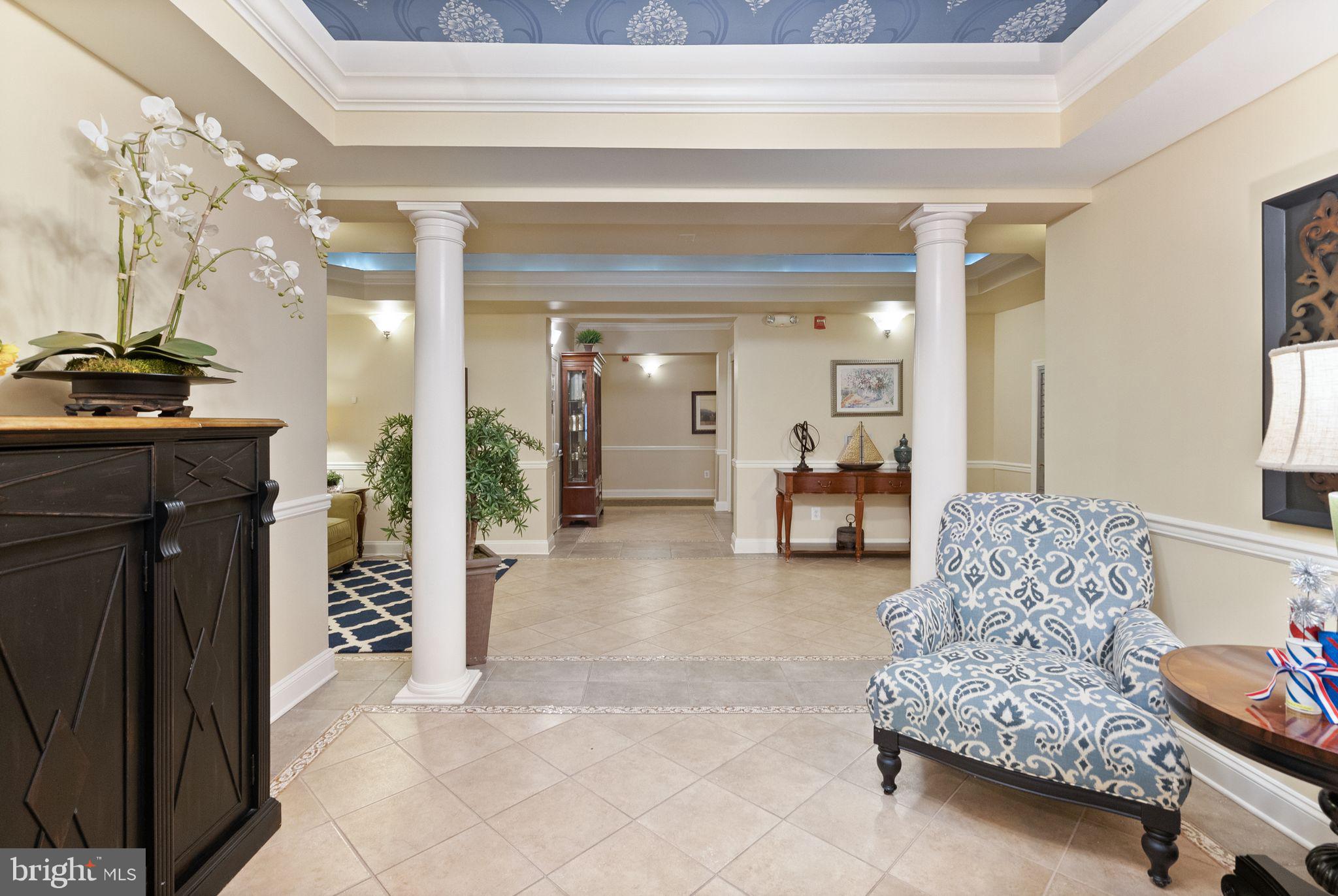 9200 Charleston Dr #401